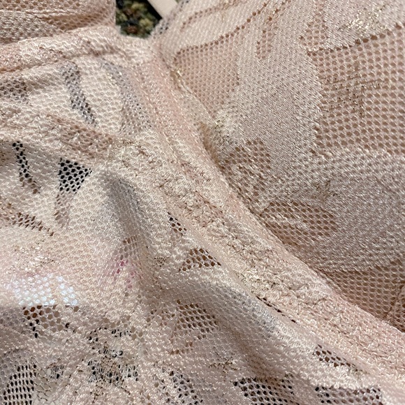Medium Push Up Victoria Secret/PINK Lace Bra - Picture 3 of 6